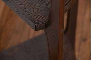 中古 日光彫りサイドテーブル(花台、飾り棚)