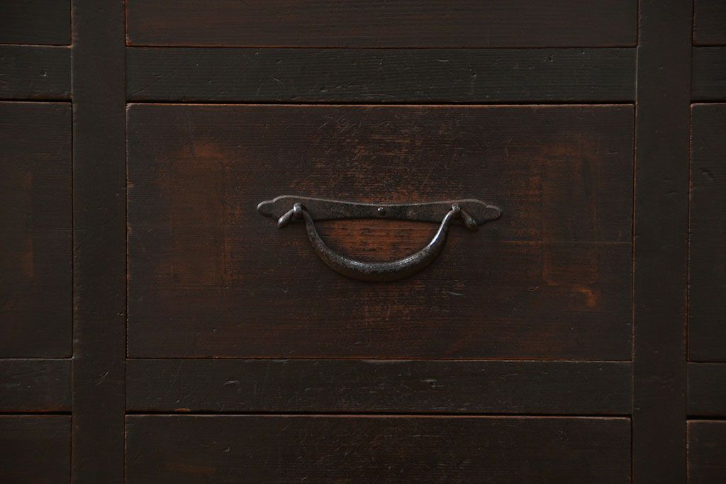 アンティーク家具　古民具・骨董 30杯引き出し重ね収納棚(飾り棚、薬箪笥、水屋箪笥、収納箪笥)