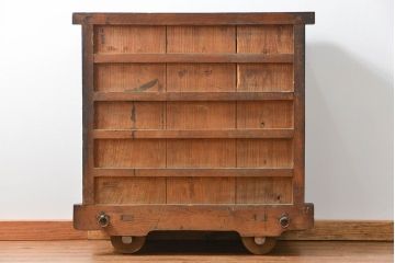 アンティーク家具　古民具・骨董 江戸〜明治期 前面栗材 米沢車箪笥(船箪笥、帳場箪笥)