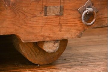 アンティーク家具　古民具・骨董 江戸〜明治期 前面栗材 米沢車箪笥(船箪笥、帳場箪笥)
