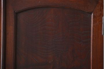 アンティーク家具　古民具・骨董 上質な前面欅材の漆塗り高級ワードローブ
