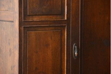 レトロ家具　昭和レトロ 味のあるナラ材ワードローブ