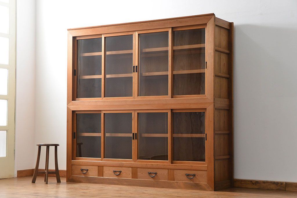 アンティーク家具　アンティーク 古い木味の上品な関西収納棚(水屋箪笥、ガラスケース、収納棚、飾り棚)