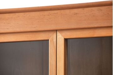 アンティーク家具　アンティーク 古い木味の上品な関西収納棚(水屋箪笥、ガラスケース、収納棚、飾り棚)