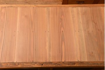 アンティーク家具　アンティーク 古い木味の上品な関西収納棚(水屋箪笥、ガラスケース、収納棚、飾り棚)