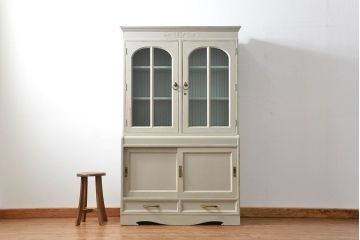 アンティーク家具　アンティークペイントの古い食器棚(カップボード、キッチンキャビネット、収納棚)