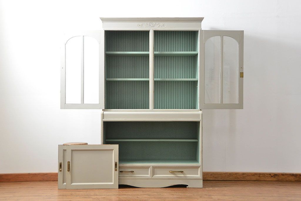 アンティーク家具　アンティークペイントの古い食器棚(カップボード、キッチンキャビネット、収納棚)