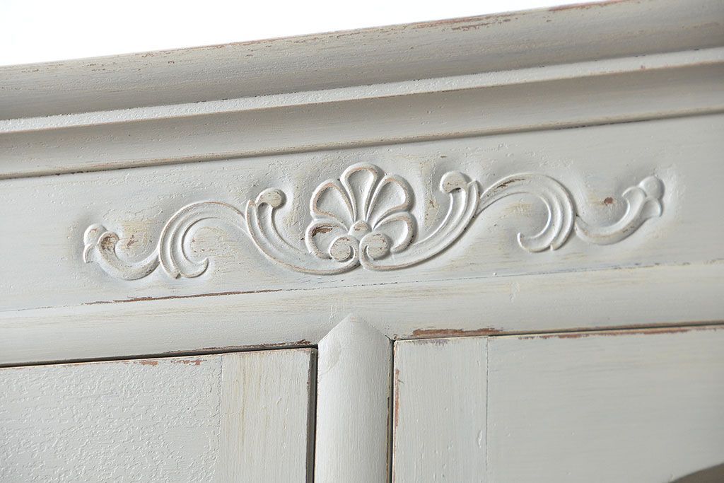 アンティーク家具　アンティークペイントの古い食器棚(カップボード、キッチンキャビネット、収納棚)