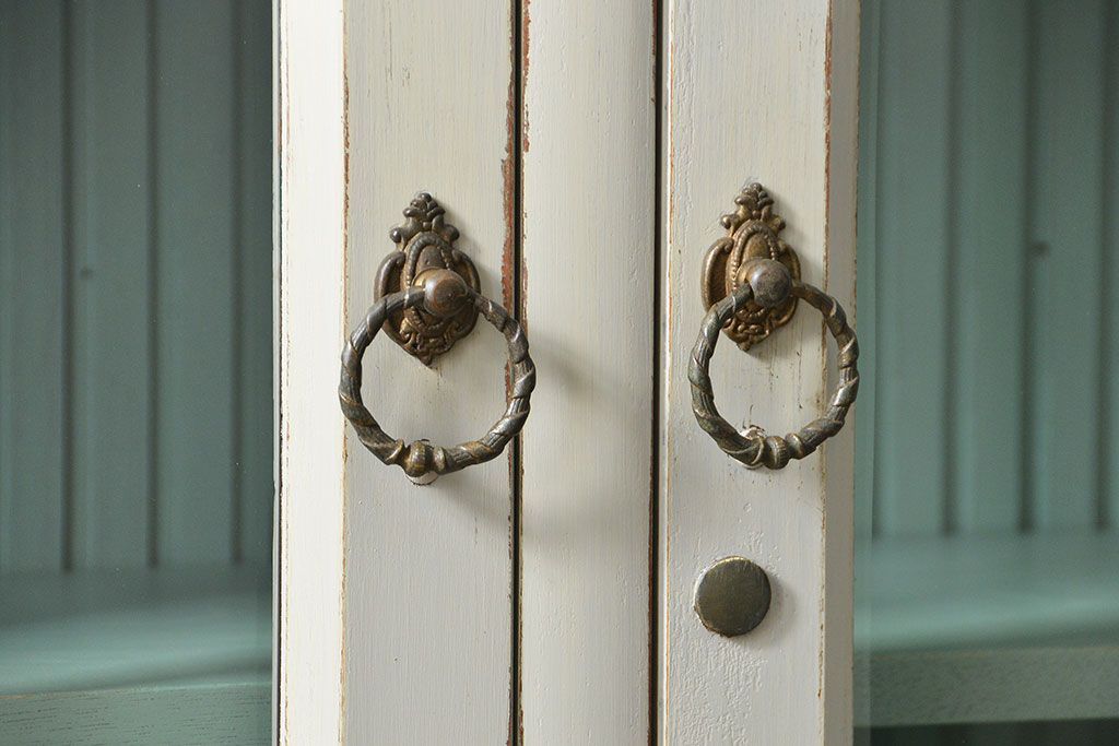 アンティーク家具　アンティークペイントの古い食器棚(カップボード、キッチンキャビネット、収納棚)