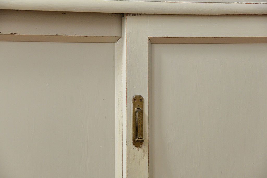 アンティーク家具　アンティークペイントの古い食器棚(カップボード、キッチンキャビネット、収納棚)