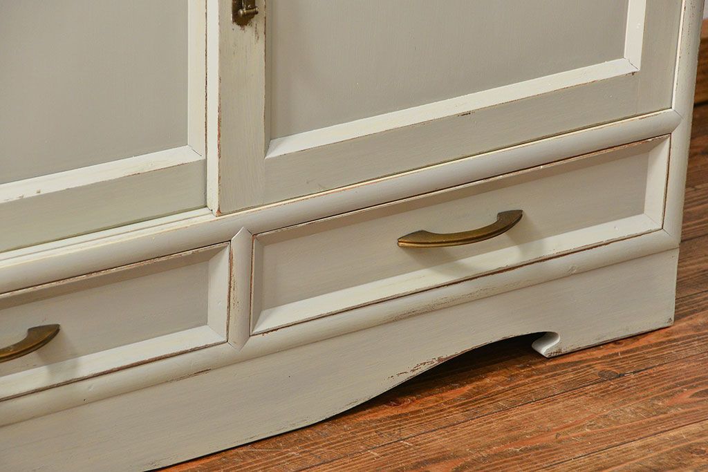 アンティーク家具　アンティークペイントの古い食器棚(カップボード、キッチンキャビネット、収納棚)