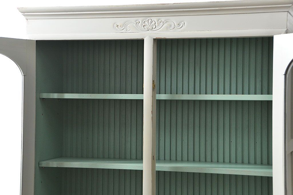 アンティーク家具　アンティークペイントの古い食器棚(カップボード、キッチンキャビネット、収納棚)