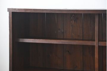 アンティーク家具　アンティーク 古い木の大きな飾り棚(陳列棚、収納棚)