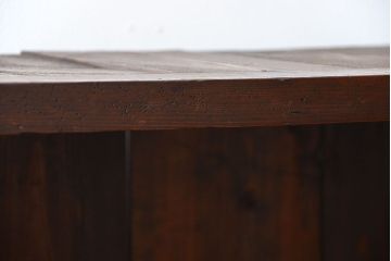 アンティーク家具　アンティーク 古い木の大きな飾り棚(陳列棚、収納棚)