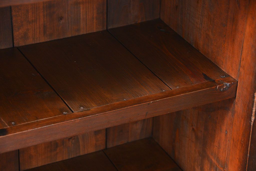 アンティーク家具　アンティーク 古い木の大きな飾り棚(陳列棚、収納棚)