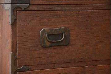 アンティーク家具　古民具・骨董 モダンな五丁引き出し二段重ね時代箪笥(たんす、タンス)