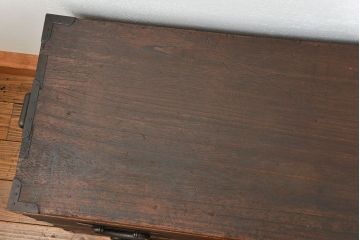 アンティーク家具　アンティーク 味わい深い二段重ね時代箪笥(たんす、タンス)
