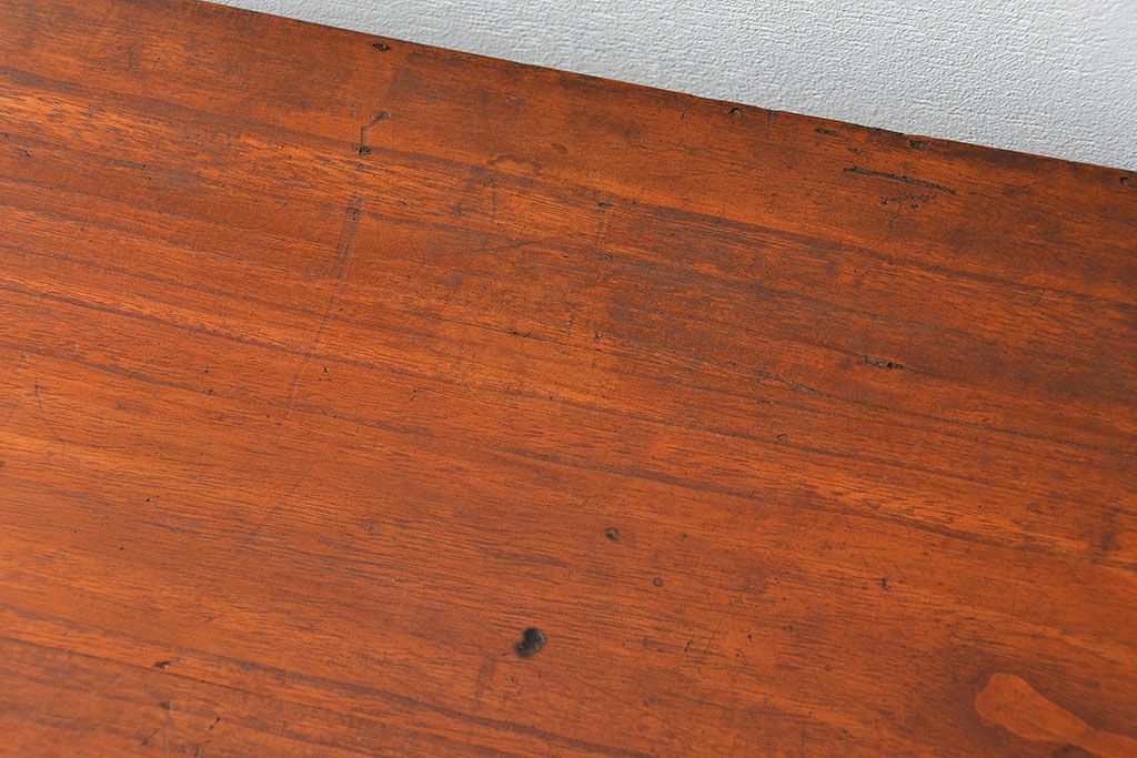 アンティーク家具　古民具・骨董 金具の立派な二段重ね時代箪笥(たんす、タンス)