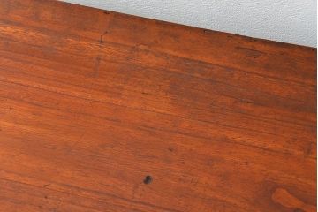 アンティーク家具　古民具・骨董 金具の立派な二段重ね時代箪笥(たんす、タンス)