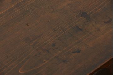 レトロ家具　昭和レトロ シンプルな二段重ね時代箪笥(たんす、タンス)