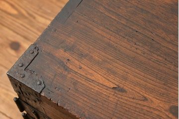 アンティーク家具　古民具・骨董 江戸期　総桐観音開き時代箪笥ローボード(たんす、タンス、桐箪笥、桐たんす)