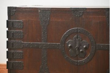 アンティーク家具　古民具・骨董 江戸期　総桐観音開き時代箪笥ローボード(たんす、タンス、桐箪笥、桐たんす)