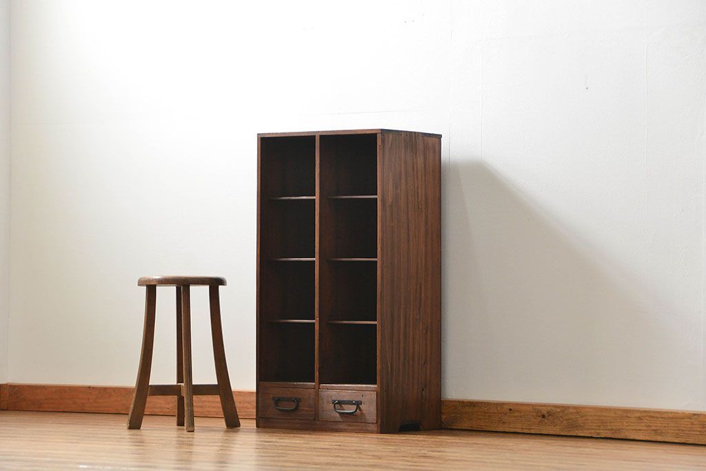 アンティーク家具　古民具・骨董 小振りなマス目飾り棚(本棚、書棚)