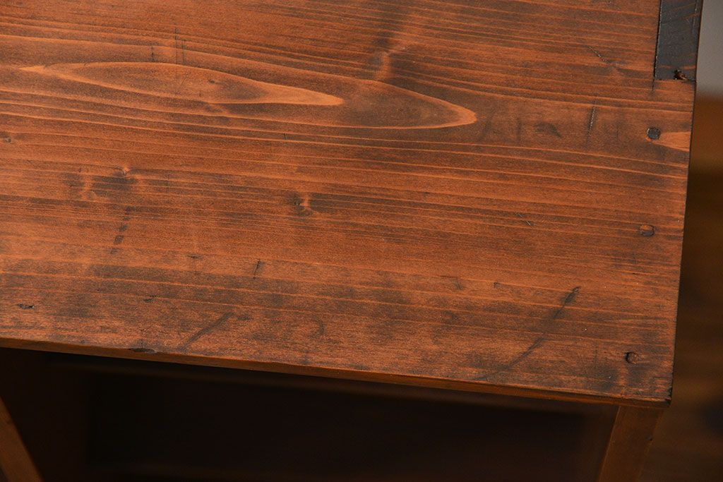 アンティーク家具　古民具・骨董 小振りなマス目飾り棚(本棚、書棚)