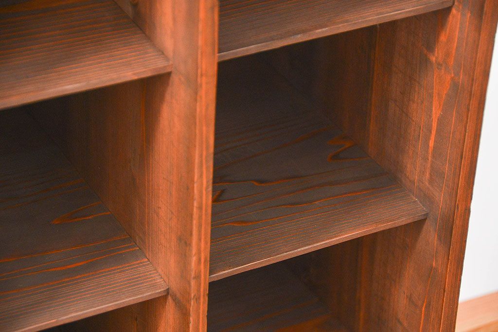 アンティーク家具　古民具・骨董 小振りなマス目飾り棚(本棚、書棚)