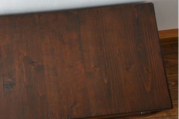 レトロ家具　昭和レトロ 鉄脚付きテレビボード(ローボード、TVボード)