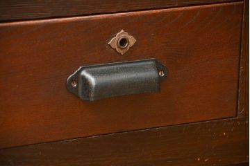 レトロ家具　昭和レトロ 鉄脚付きテレビボード(ローボード、TVボード)