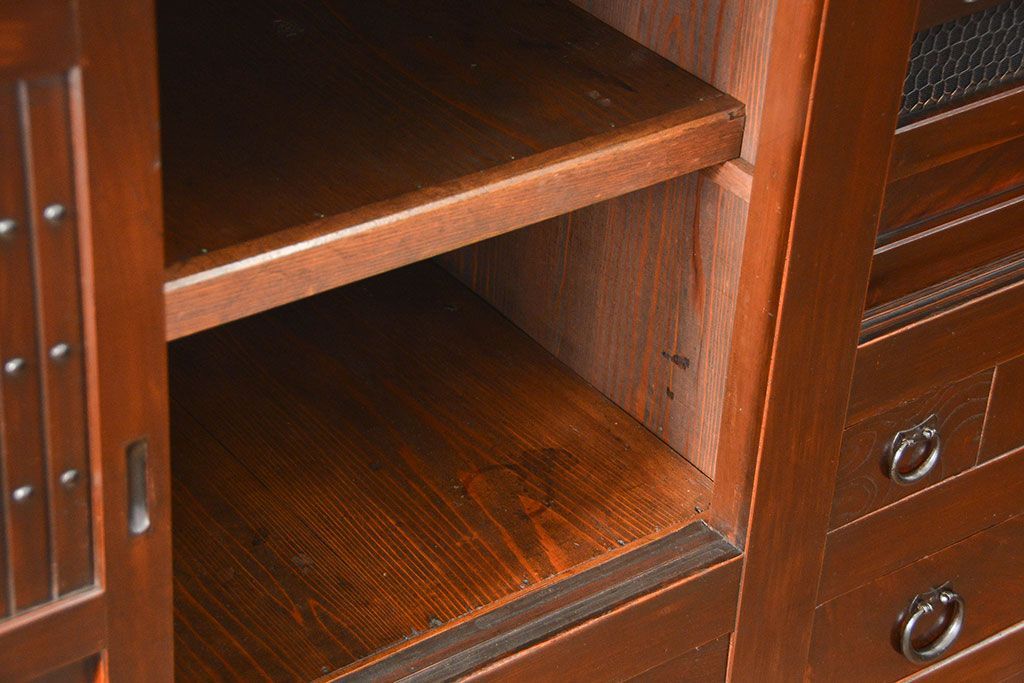 アンティーク家具　古民具・骨董 状態抜群の六尺水屋箪笥(食器棚、収納棚)