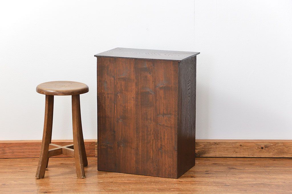 レトロ家具　昭和レトロ 小さな引き出し付き収納棚(本棚)