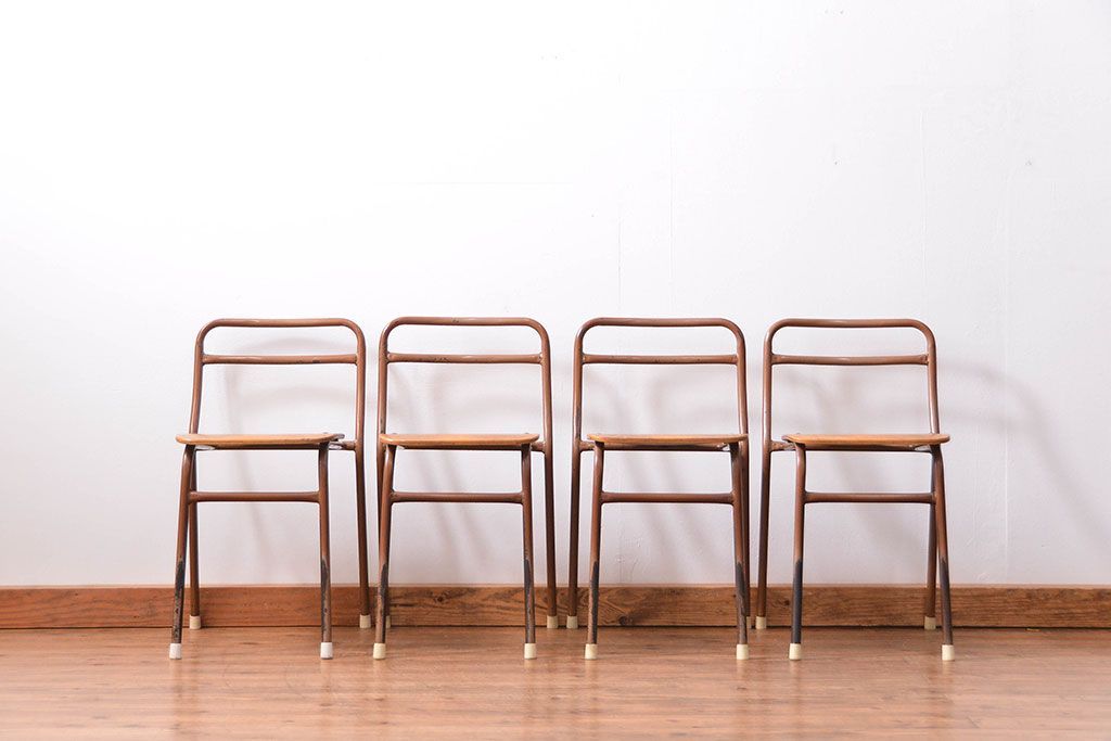 ヴィンテージ家具　昭和レトロ 1960年代 使い込まれたビンテージアイアンチェア 4脚セット(1)(イス、椅子)