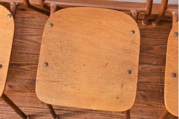 ヴィンテージ家具　昭和レトロ 1960年代 使い込まれたビンテージアイアンチェア 4脚セット(2)(イス、椅子)