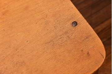 ヴィンテージ家具　昭和レトロ 1960年代 使い込まれたビンテージアイアンチェア 4脚セット(2)(イス、椅子)