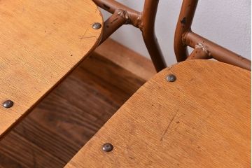 ヴィンテージ家具　昭和レトロ 1960年代 使い込まれたビンテージアイアンチェア 4脚セット(2)(イス、椅子)