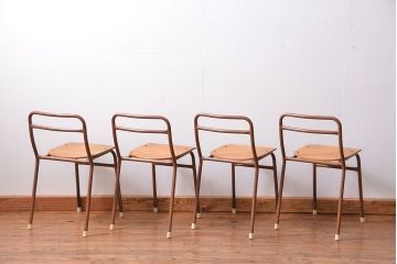 ヴィンテージ家具　昭和レトロ 1960年代 使い込まれたビンテージアイアンチェア 4脚セット(2)(イス、椅子)