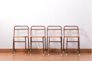 ヴィンテージ家具　昭和レトロ 1960年代 使い込まれたビンテージアイアンチェア 4脚セット(3)(イス、椅子)