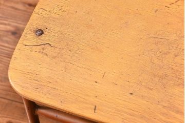 ヴィンテージ家具　昭和レトロ 1960年代 使い込まれたビンテージアイアンチェア 4脚セット(3)(イス、椅子)