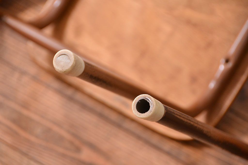 ヴィンテージ家具　昭和レトロ 1960年代 使い込まれたビンテージアイアンチェア 4脚セット(3)(イス、椅子)