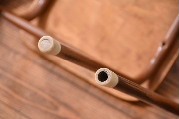 ヴィンテージ家具　昭和レトロ 1960年代 使い込まれたビンテージアイアンチェア 4脚セット(3)(イス、椅子)