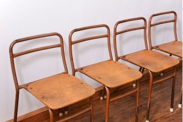 ヴィンテージ家具　昭和レトロ 1960年代 使い込まれたビンテージアイアンチェア 4脚セット(4)(イス、椅子)
