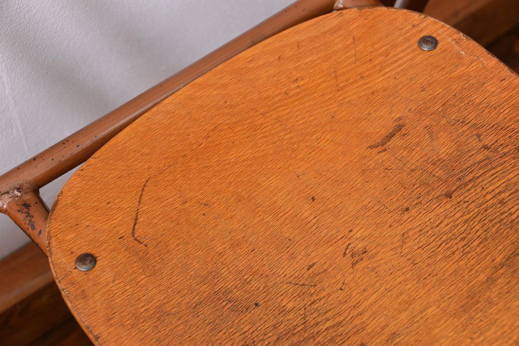 ヴィンテージ家具　昭和レトロ 1960年代 使い込まれたビンテージアイアンチェア 4脚セット(4)(イス、椅子)