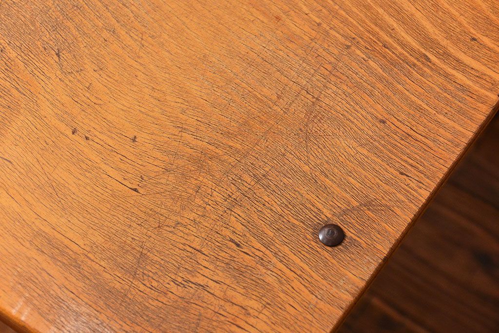 ヴィンテージ家具　昭和レトロ 1960年代 使い込まれたビンテージアイアンチェア 4脚セット(4)(イス、椅子)