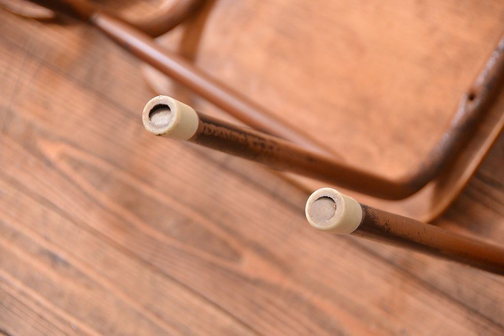 ヴィンテージ家具　昭和レトロ 1960年代 使い込まれたビンテージアイアンチェア 4脚セット(4)(イス、椅子)