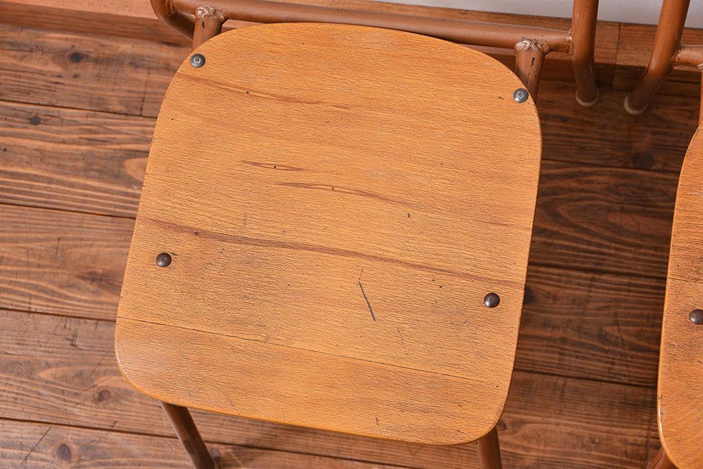 ヴィンテージ家具　昭和レトロ 1960年代 使い込まれたビンテージアイアンチェア 5脚セット(イス、椅子)