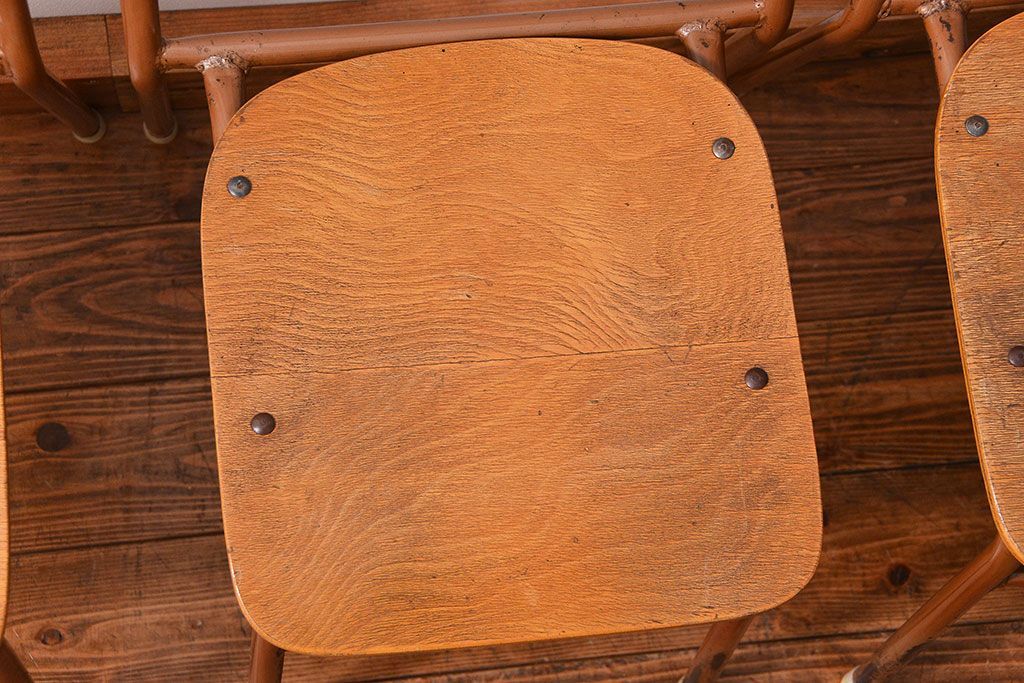 ヴィンテージ家具　昭和レトロ 1960年代 使い込まれたビンテージアイアンチェア 5脚セット(イス、椅子)