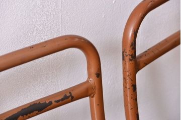 ヴィンテージ家具　昭和レトロ 1960年代 使い込まれたビンテージアイアンチェア 5脚セット(イス、椅子)