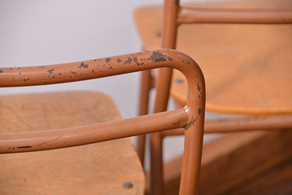 ヴィンテージ家具　昭和レトロ 1960年代 使い込まれたビンテージアイアンチェア 5脚セット(イス、椅子)